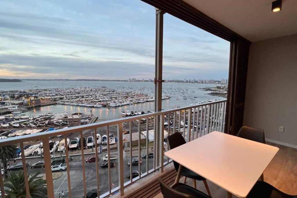 Apartamento Moderno Con Excelente Vista Al Puerto Punta del Este Exterior photo